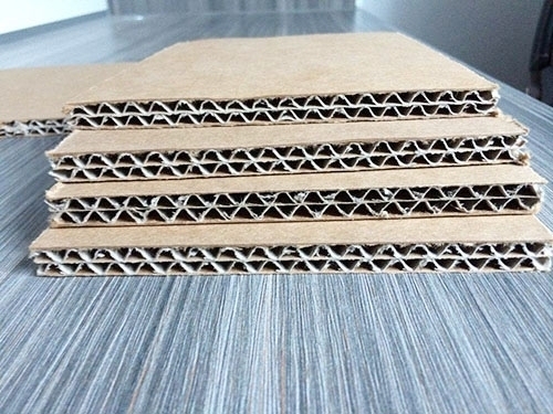 濟甯重型紙(zhǐ)箱